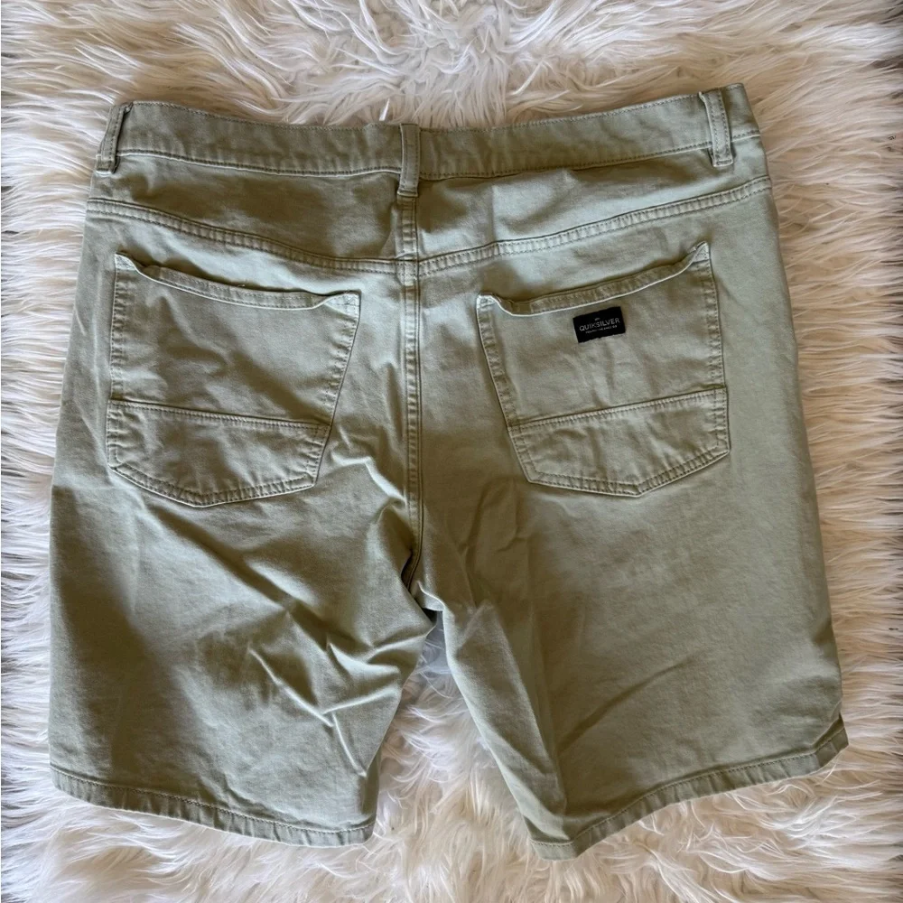 Quicksilver Straight Fit Shorts